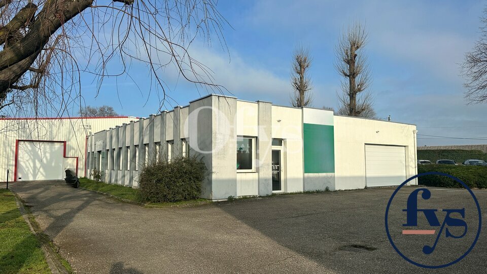 Local d&rsquo;activité – Location – IRIGNY – S23 Grand Lyon Sud Est – 229.82 m²
