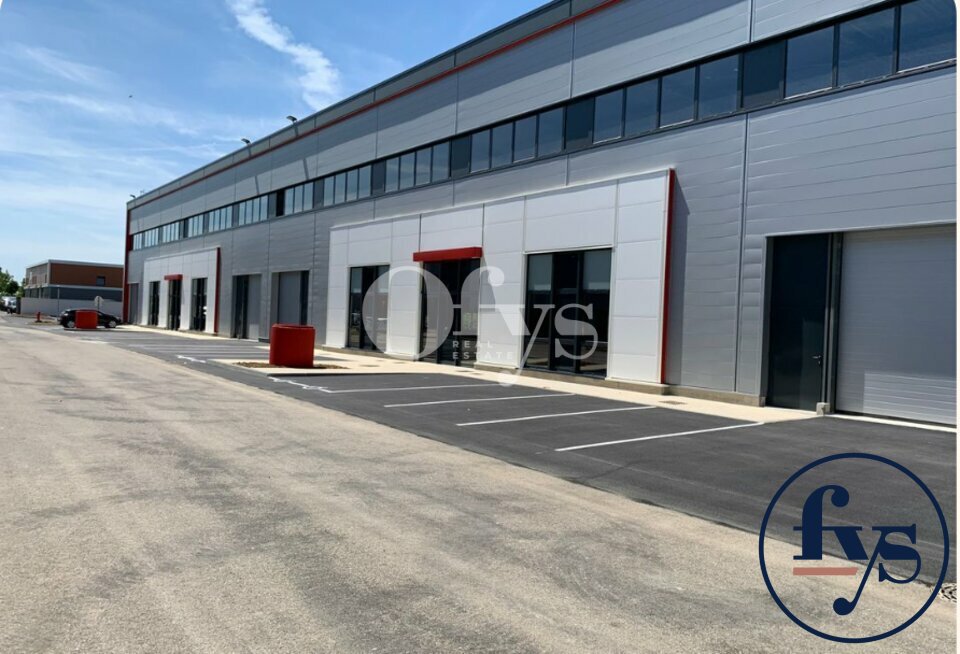 Local d&rsquo;activité – Location – MEYZIEU – S22 Grand Lyon Est – 403 m²